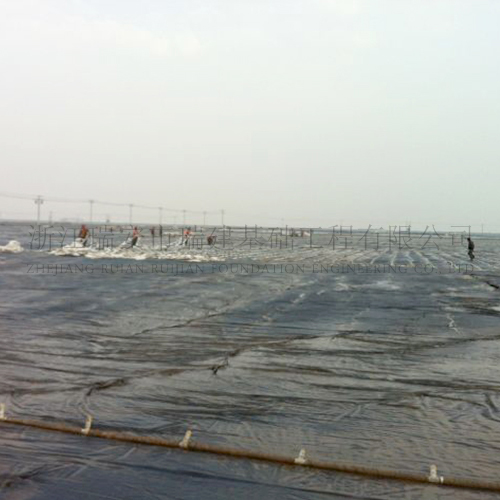 還在為選購(gòu)哪種塑料排水板而煩惱嗎？親看過來……